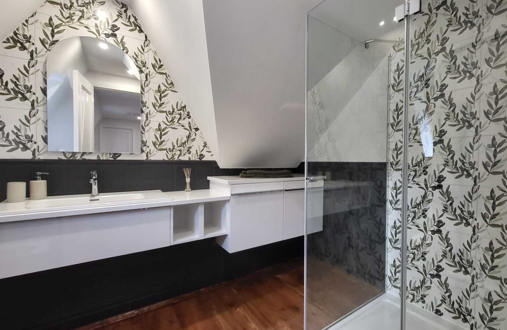 Bathroom detail